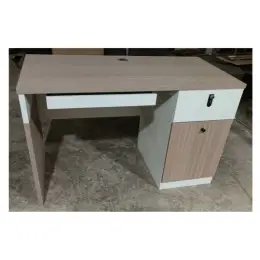 014 1.4M LIGHT OAKOFFICE TABLE